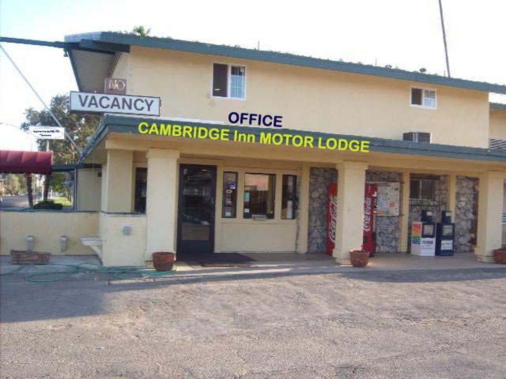 Cambridge Inn Motor Lodge Coalinga Exterior photo